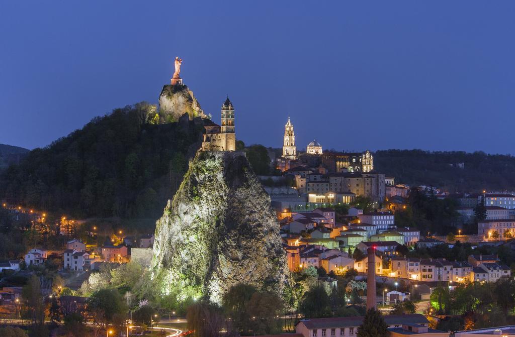 Hôtel des Capucins Le Puy-en-Velay Exterior foto