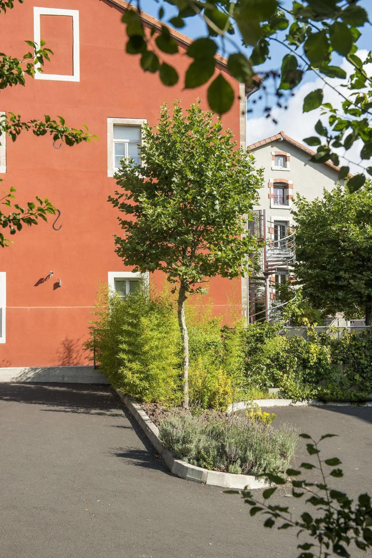 Hôtel des Capucins Le Puy-en-Velay Exterior foto